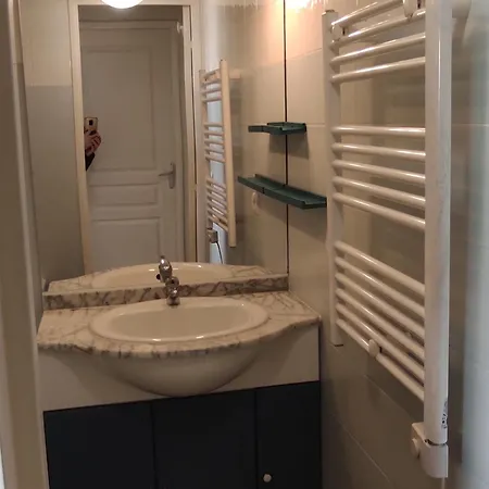公寓 Cosy A Super-besse Pour 6 Personnes Avec Parking - Fr-1-814-174 *